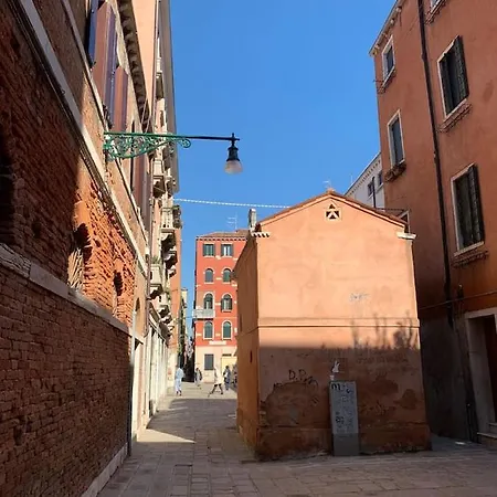 Wonderful Loft Between Rialto And San Marco * Venedig