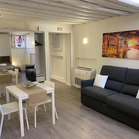 Apartment Wonderful Loft Between Rialto And San Marco Venedig